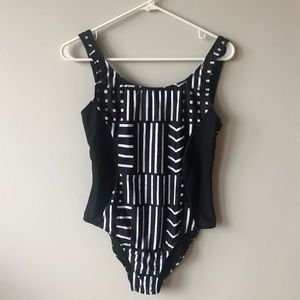 Madewell Black & White Geometric One-Piece Swimsuit